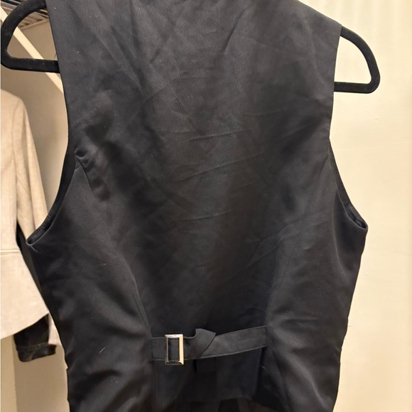 NWT Fashion Nova Black Belted Sleeveless Vest Top - Picture 7 of 7